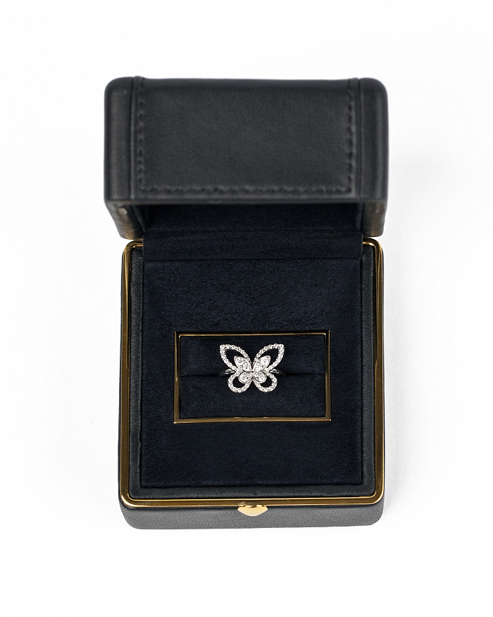 Кольцо Graff Butterfly из белого золота с бриллиантами 15.75(49) размер