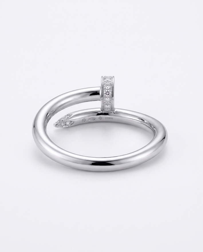 Кольцо Cartier Juste un Clou из белого золота с природными бриллиантами размеры: 15.5(49), 16(50), 16.25(51), 16.5(52), 16.75(53), 17(54), 17.5(55)