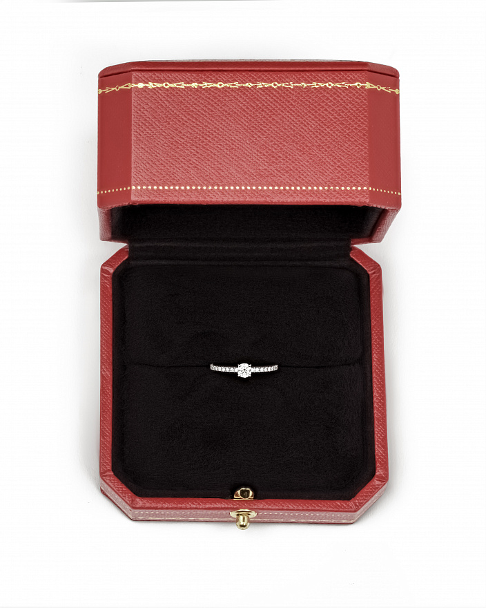 Кольцо Cartier Etincelle de Cartier из платины с бриллиантами 15.25(48) размер