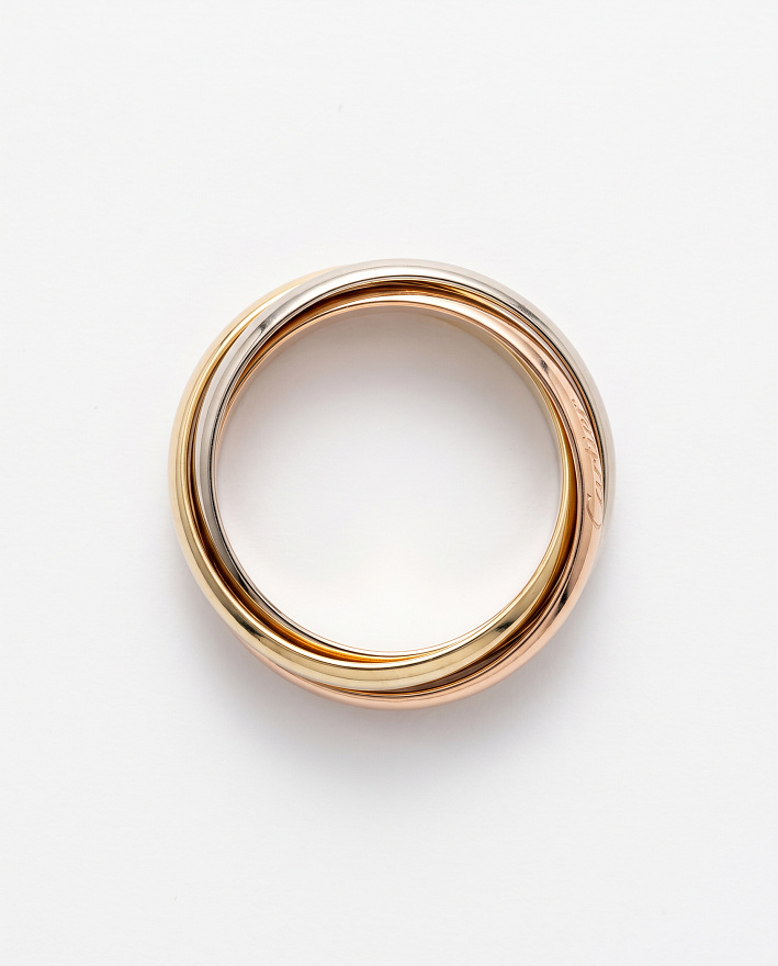 Кольцо Cartier Trinity MM из белого, желтого и розового золота размеры: 15.25(48), 15.5(49), 16(50), 16.25(51), 16.5(52), 16.75(53), 17(54), 17.75(56)