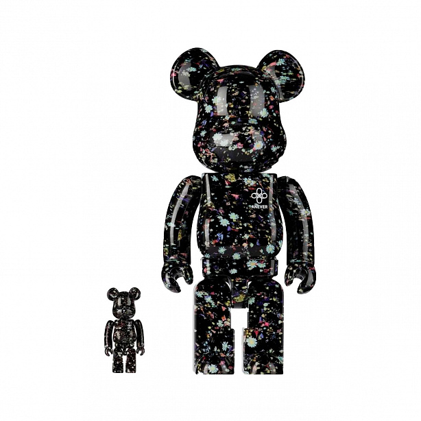 Коллекционная фигурка Bearbrick x Anever 400+100%