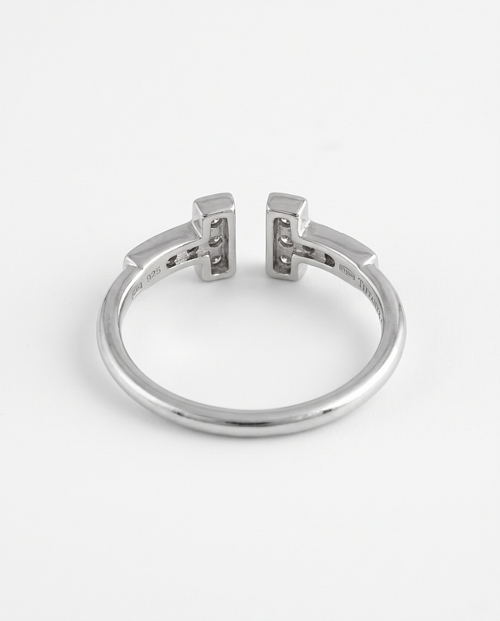 Кольцо Tiffany & Co. T Wire из белого золота с природными бриллиантами 15.5(49) размер