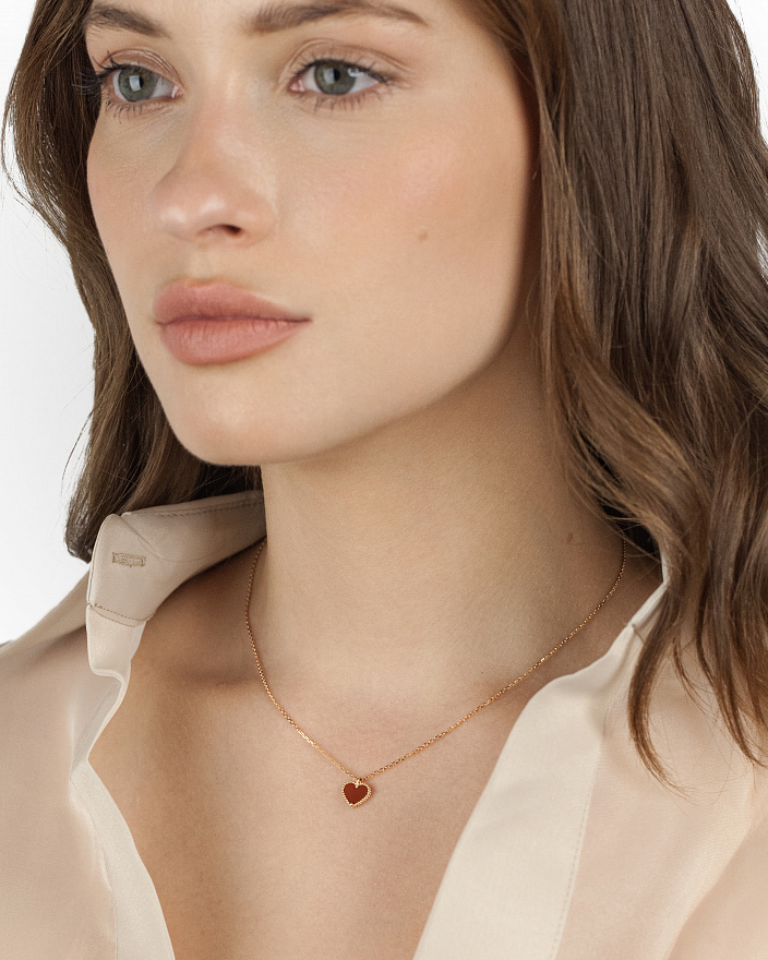 Подвеска Van Cleef & Arpels Sweet Hearts из розового золота с сердоликом