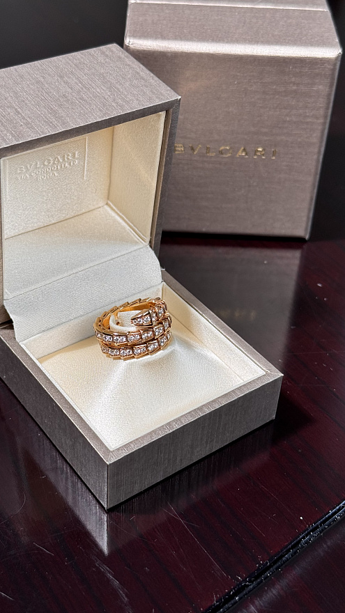 Кольцо Bvlgari Serpenti Viper из розового золота с бриллиантами 16.5-17(52-54) размер