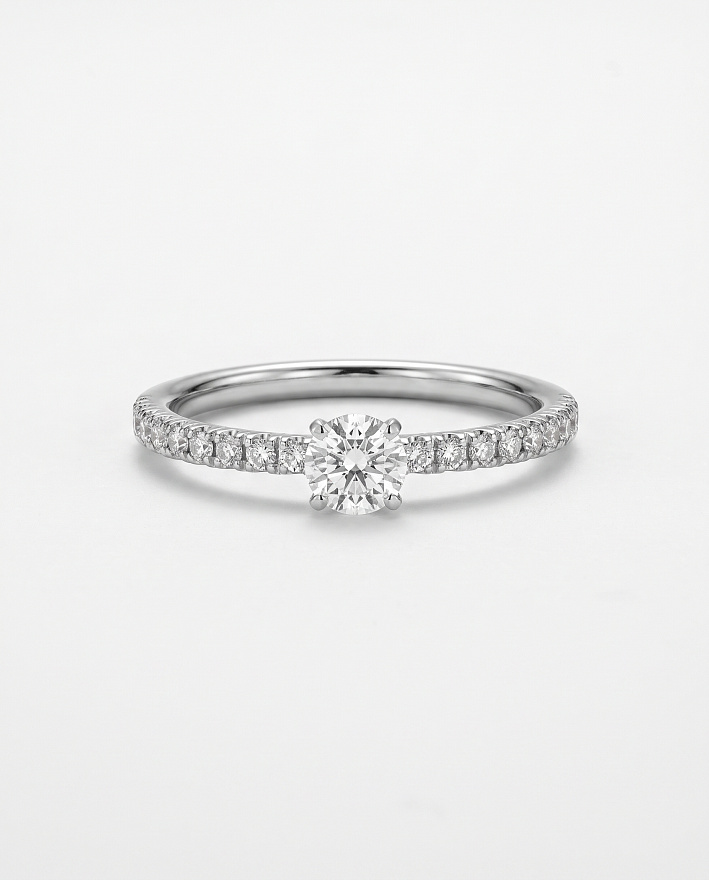 Кольцо Cartier Etincelle de Cartier из платины с природными бриллиантами 15.25(48) размер