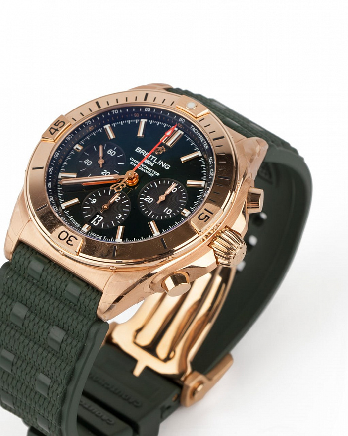 Часы Breitling Chronomat B01 42 RB0134101L1S1