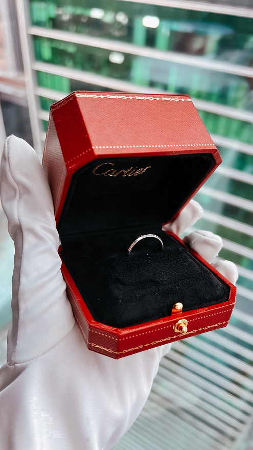 Обручальное кольцо Cartier из платины размеры: 16.5(52)