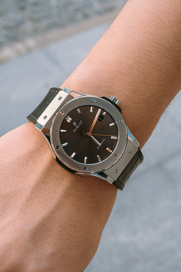 Часы Hublot Classic Fusion Racing Grey 542.NX.7071.LR