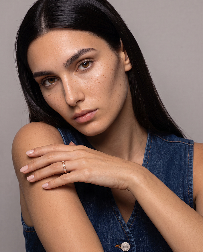 Кольцо Cartier Love Mini Paved из розового золота с природными бриллиантами 16.5(52) размер