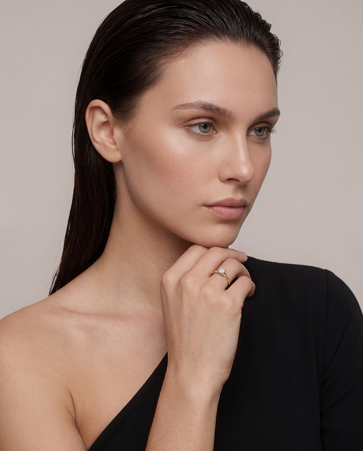 Кольцо Tiffany & Co. из желтого золота и платины с природным бриллиантом 16.25(51) размер