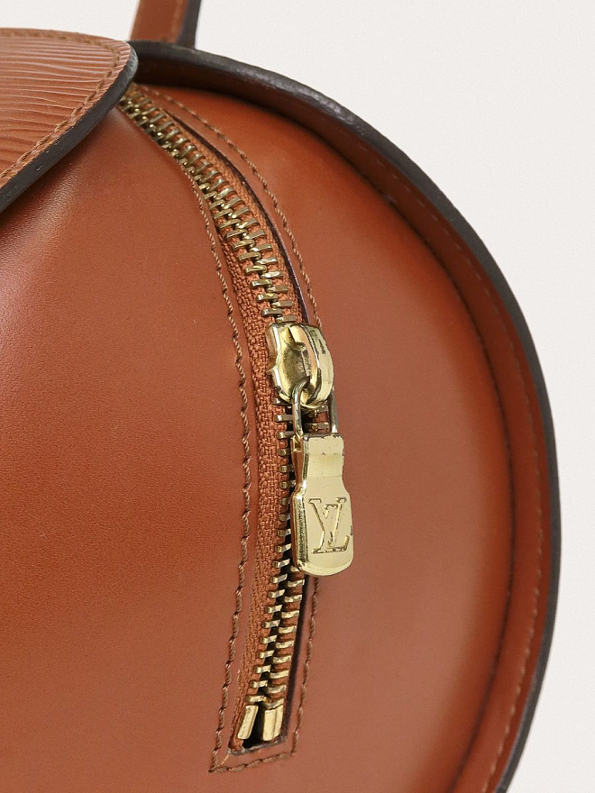 Сумка Louis Vuitton Papillon 30
