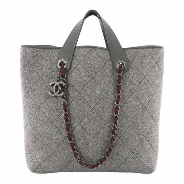 Сумка Chanel Pop Tote Quilted Feld Medium